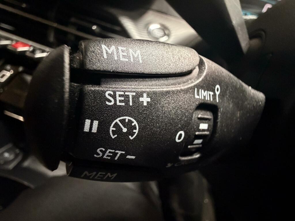 Peugeot e-208 50Kwh Gt Hatchback 7.4Kw Charge #28