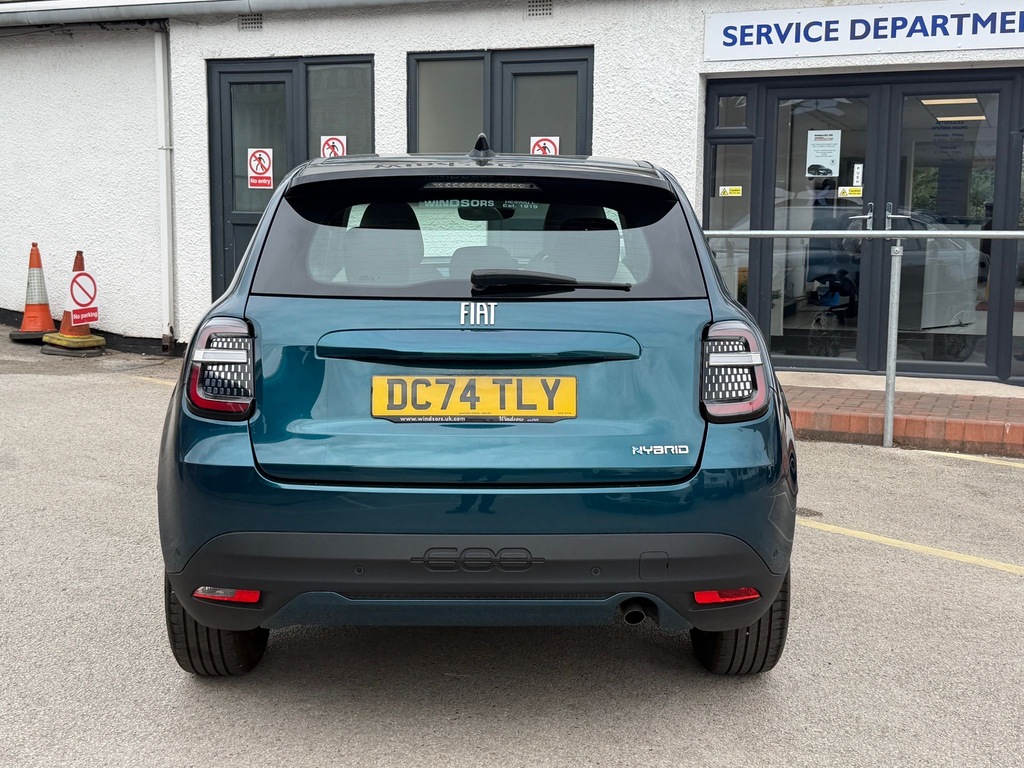 Fiat 600 Fiat 600 Hybrid 48V Orange #8