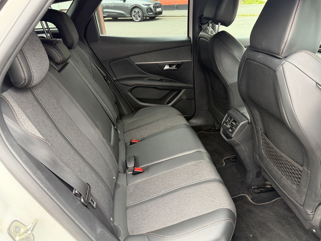 Peugeot 3008 Bluehdi Ss Gt Line Black #21