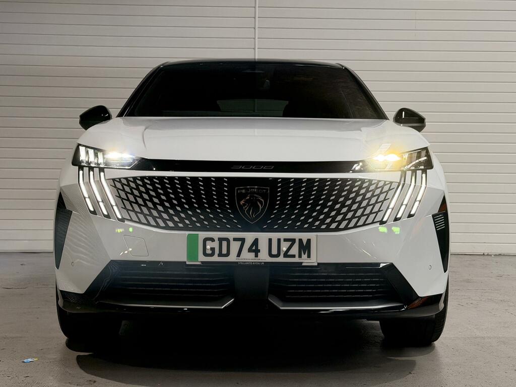 Peugeot 3008 73Kwh Gt Suv 210 Ps GD74UZM White #3