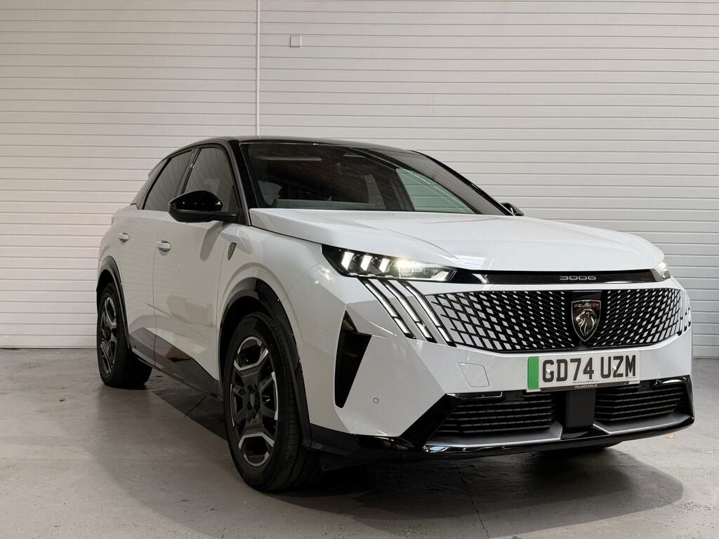 Peugeot 3008 73Kwh Gt Suv 210 Ps White