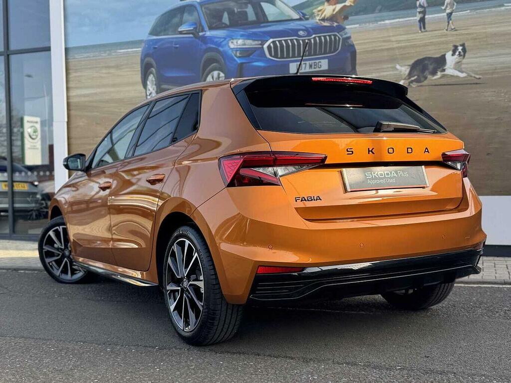 Skoda Fabia 1.5 Tsi 150 Monte Carlo Edition Dsg KR25OGB Orange #3
