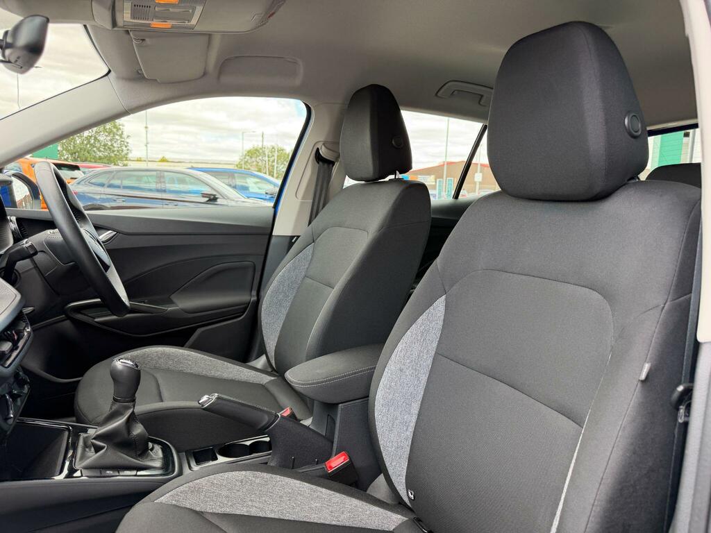 Skoda Fabia Fabia Se L Tsi Silver #38