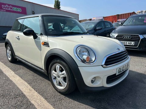 Mini Hatch 1.6 One White #2