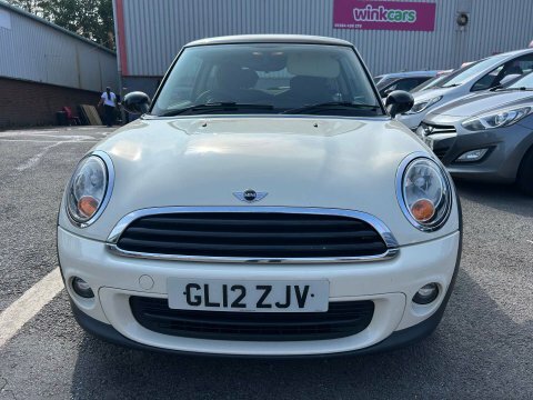Mini Hatch 1.6 One White #4
