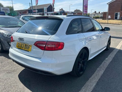 Audi A4 2.0 A4 Black White #5