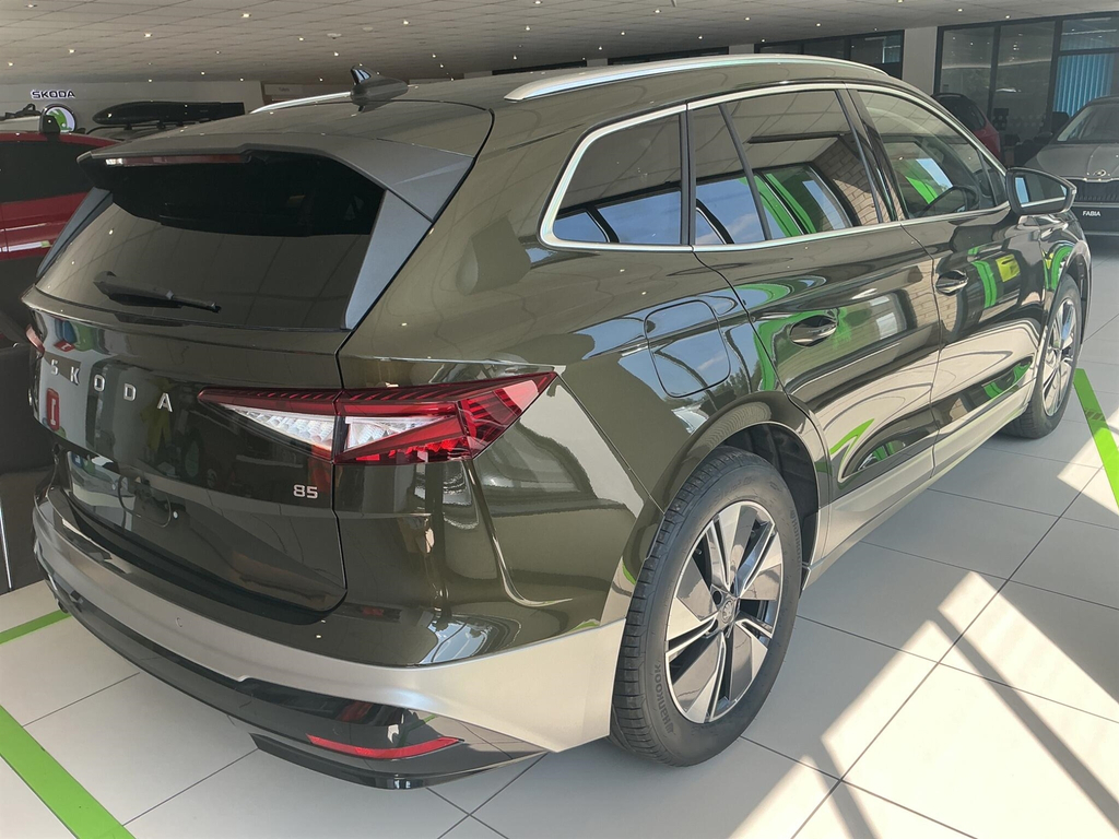 Skoda ENYAQ 82Kwh 85 Edition Green #2