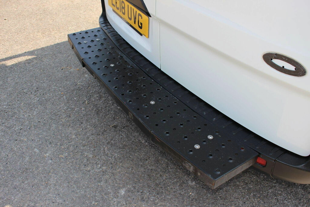 Ford Transit Custom 2.2L 460 Hr Bus 17 Str White #11