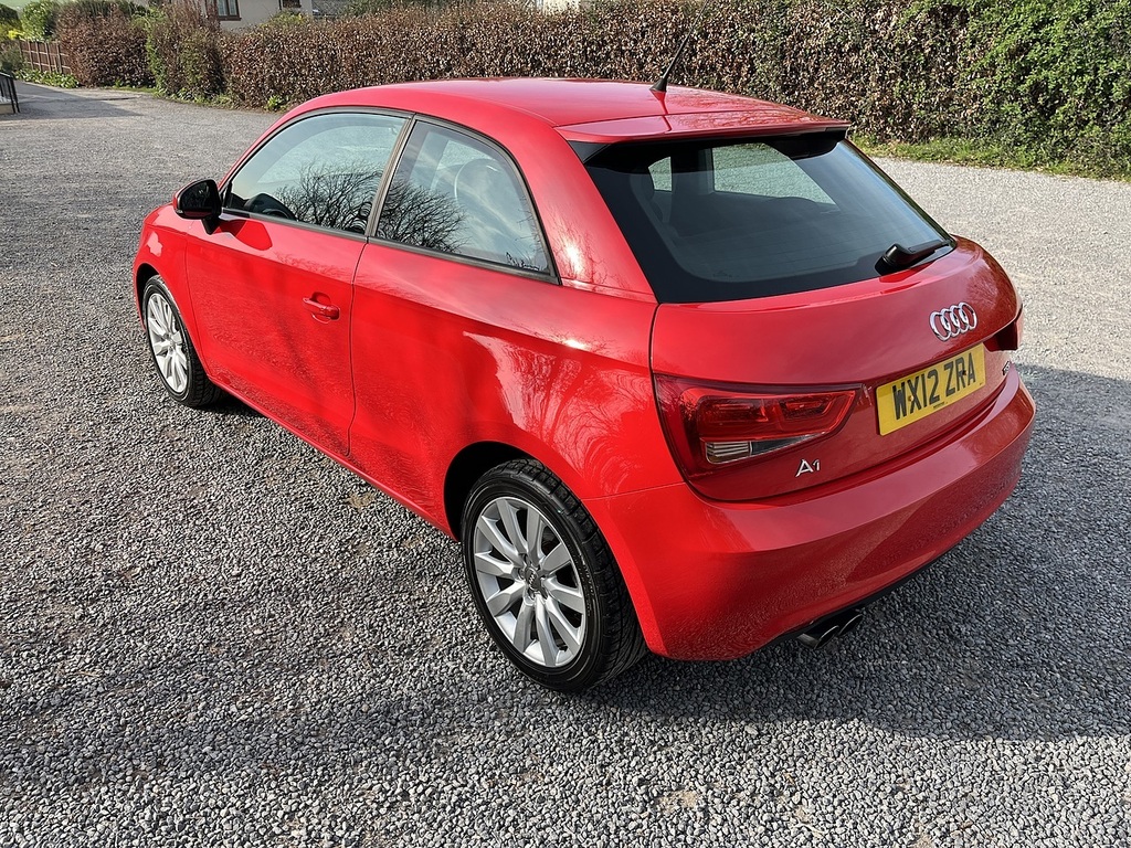 Audi A1 Tfsi Sport Red #5