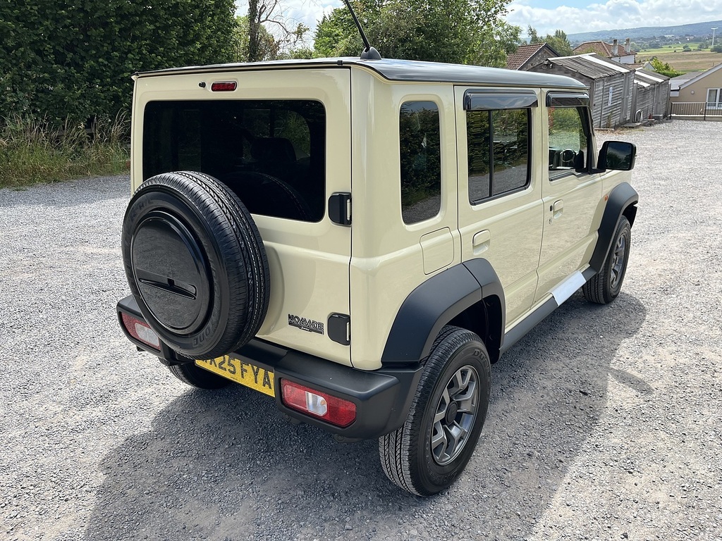 Suzuki Jimny Nomade Sz5 Black #3