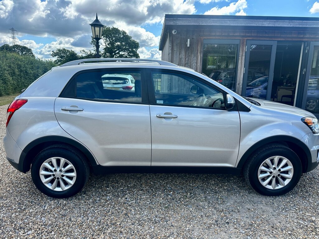 SsangYong Korando 2.0D Se Suv Euro 5 175 Ps Silver #2
