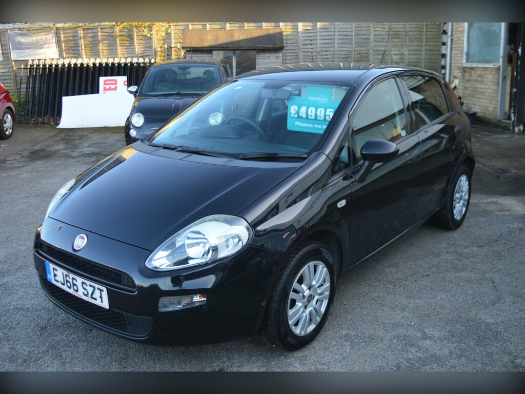 Fiat Punto Pop Plus White #9