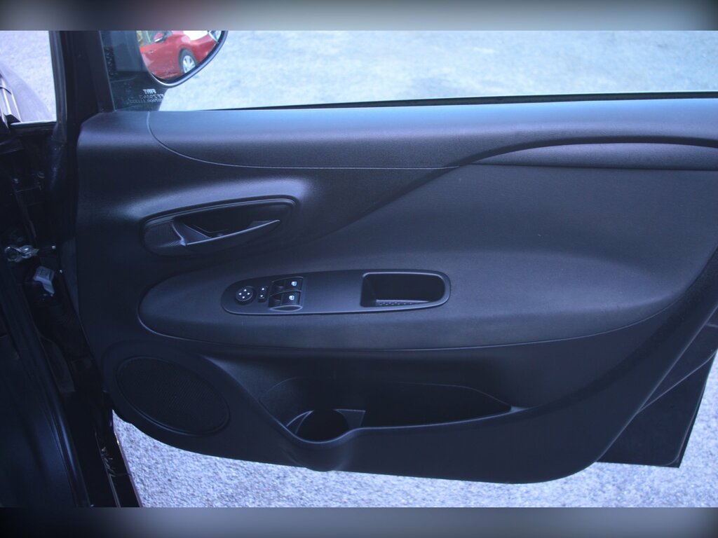 Fiat Punto Pop Plus White #12