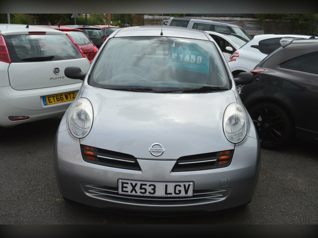 Nissan Micra 1.0 E Hatchback 141 Gkm, 64 Bh Silver #2