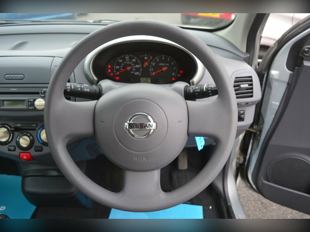 Nissan Micra 1.0 E Hatchback 141 Gkm, 64 Bh Silver #6