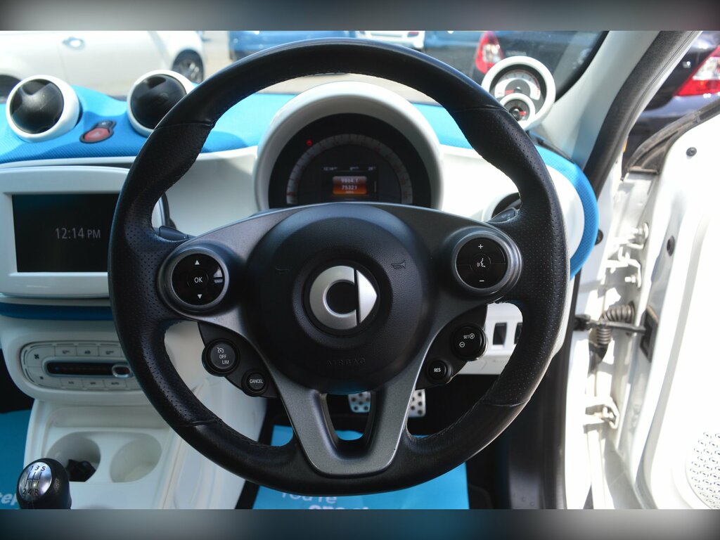 Smart Forfour 0.9T Proxy Premium Hatchback E White #3