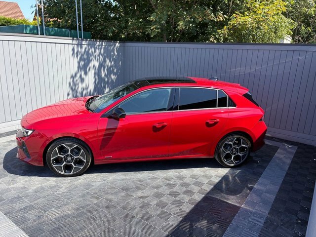 Vauxhall Astra 1.2 Turbo Ultimate Hatchback Euro Red #3