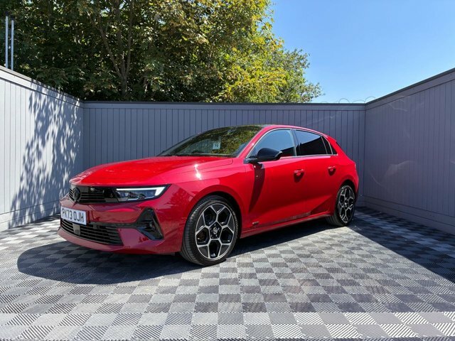 Vauxhall Astra 1.2 Turbo Ultimate Hatchback Euro Red #2