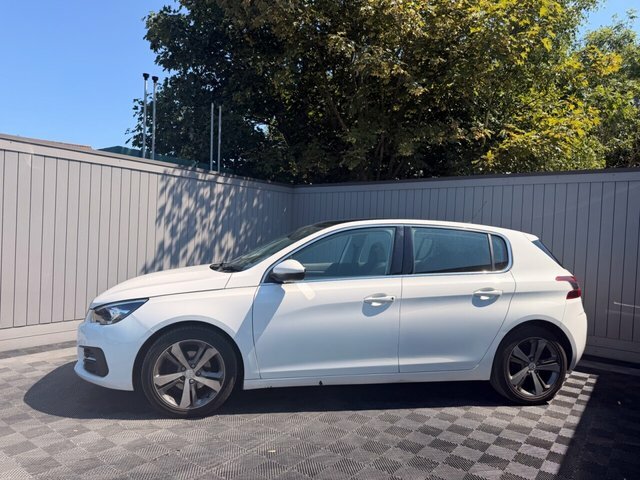 Peugeot 308 1.2 Puretech Gpf Allure Hatchback Manua White #4