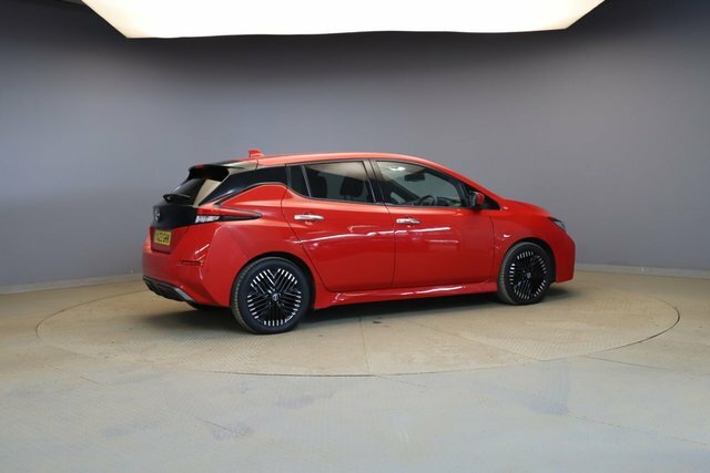 Nissan Leaf 39Kwh N-connecta Hatchback 150 Red #5