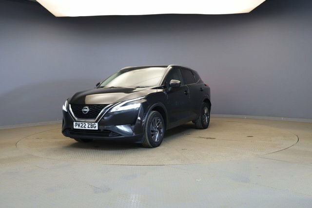 Nissan Qashqai 1.3 Dig-t Mhev Acenta Premium Suv Hybri Black