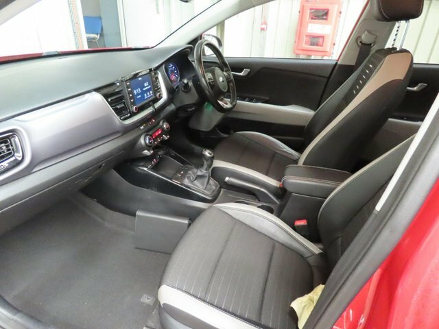 Kia Stonic 1.0T Gdi Maxx White #9