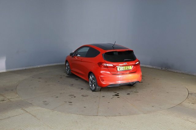Ford Fiesta 1.0T Ecoboost St-line Hatchback WG18EGZ Red #3