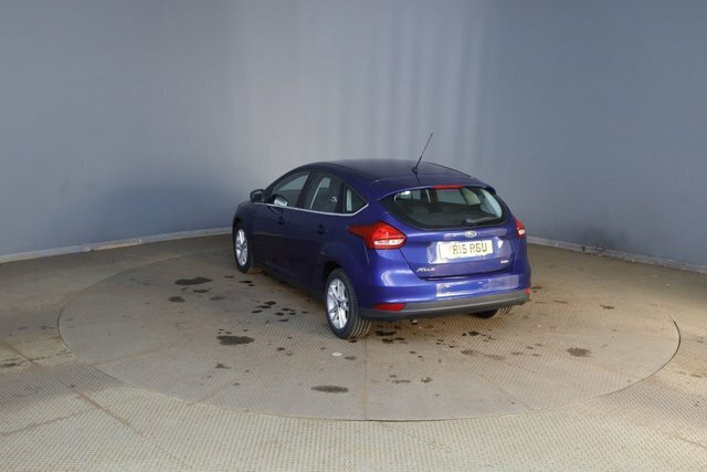 Ford Focus 1.0T Ecoboost Zetec Hatchback Eu Blue #4