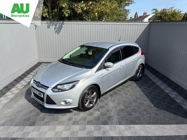Ford Focus 1.6 Zetec Hatchback Euro 5 105 Silver