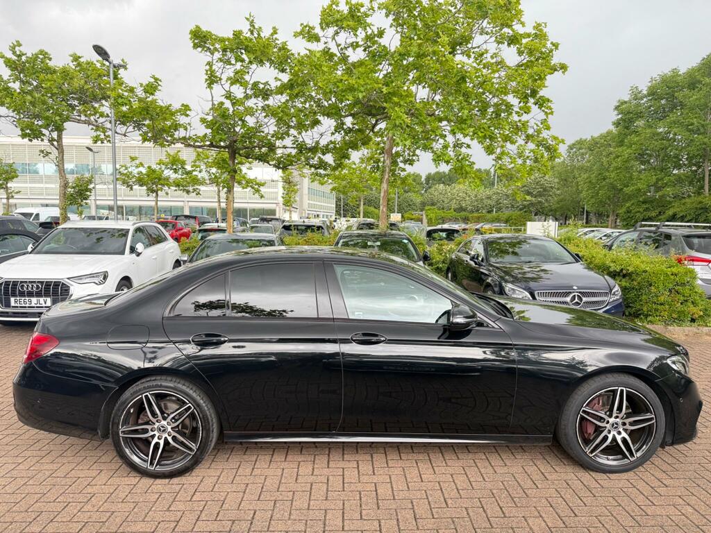 Mercedes-Benz E Class 2.0 E220d Amg Line G-tronic Euro 6 Ss Y555WAR Black #3
