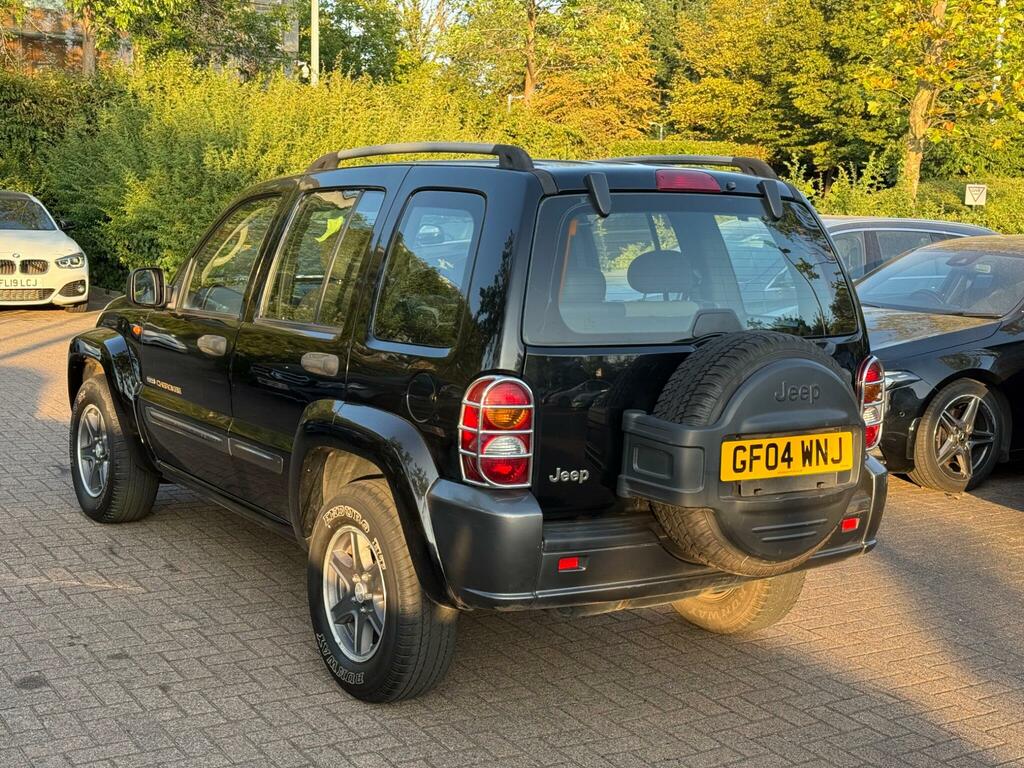 Jeep Cherokee 4X4 3.7 V6 Limited 4X4 200404 Silver #10