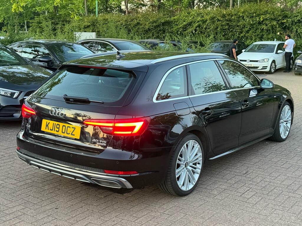 Audi A4 Avant 2.0 Tdi 40 S Line S Tronic Quattro Euro 6 Ss KJ19OCZ Black #4