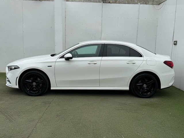 Mercedes-Benz A Class A250e 15.6Kwh Amg Line GU71UFC White #4