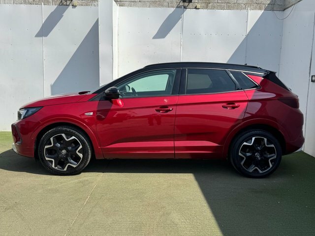 Vauxhall Grandland Turbo Ultimate Suv LL22GZU Red #4