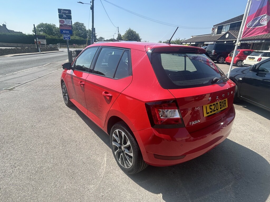 Skoda Fabia 1.0 Se Drive Red #6