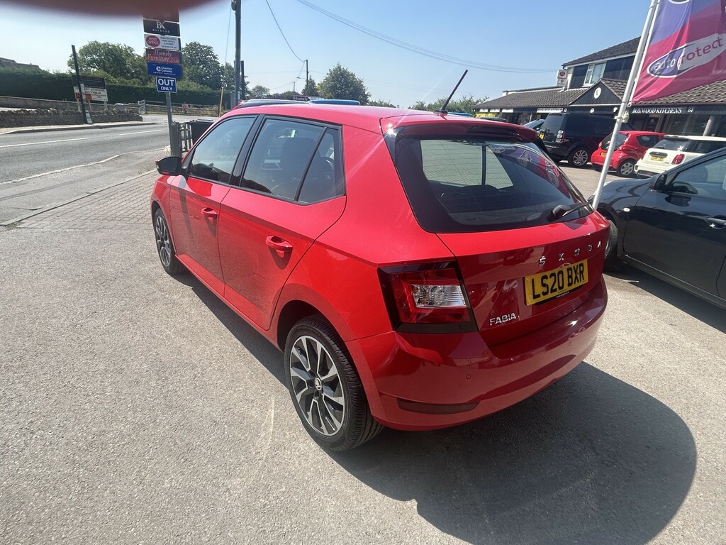 Skoda Fabia 1.0 Se Drive Red #4