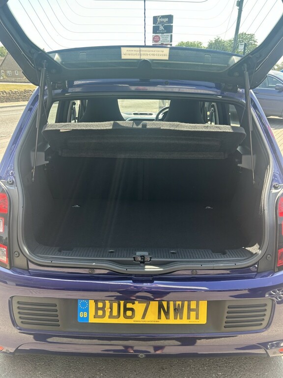 Renault Twingo White #14