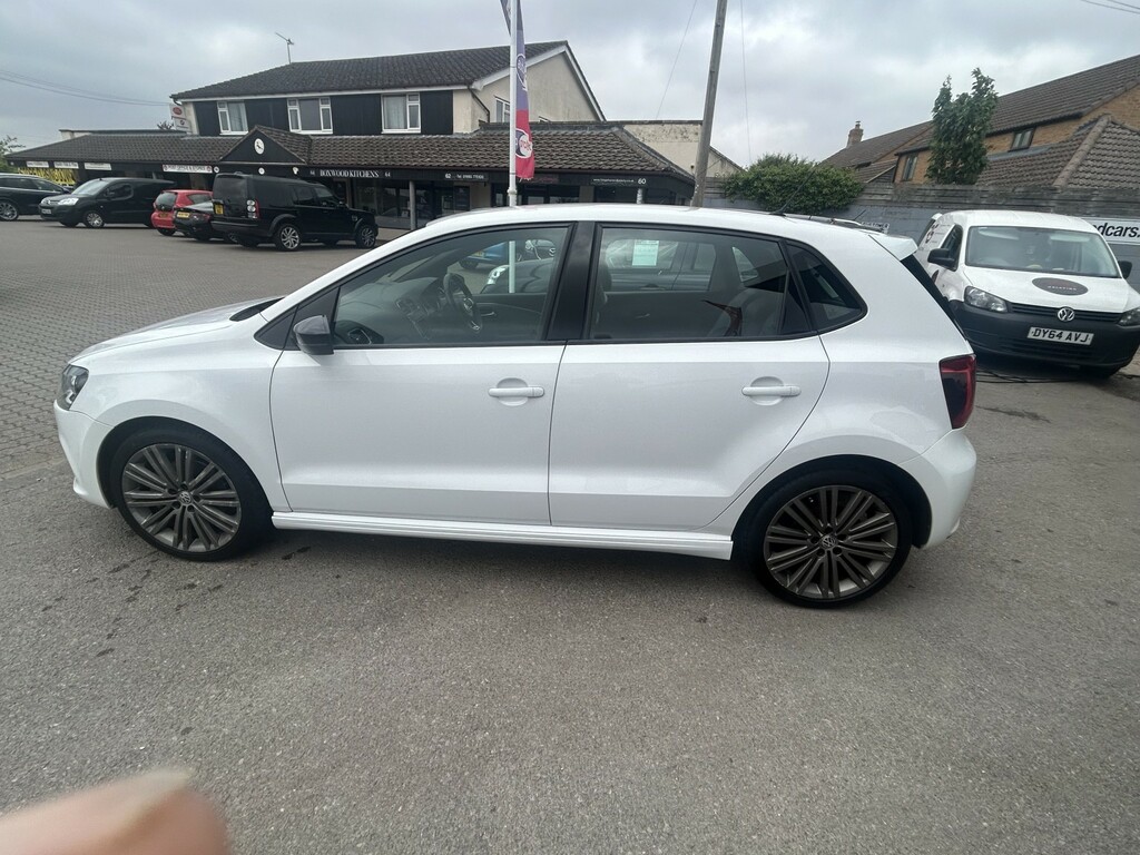 Volkswagen Polo Hatchback 1.4 Tsi Bluemotion Tech Act Bluegt 2014 LT64WNM White #5