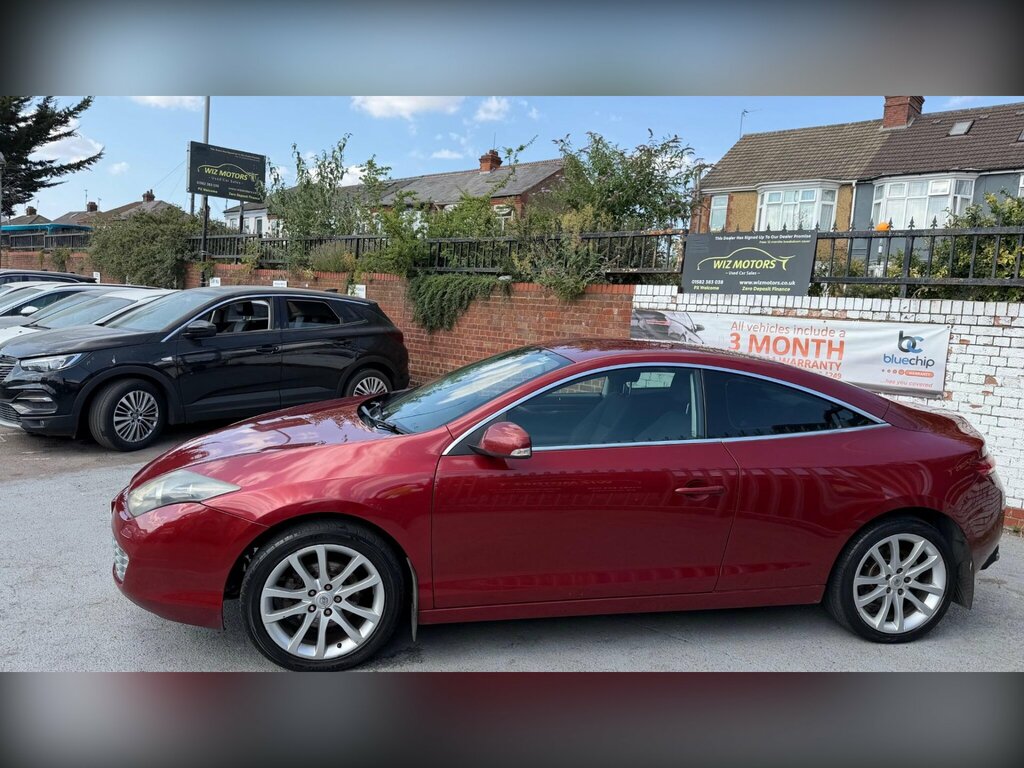 Renault Laguna 2.0 Dci Dynamique Tomtom Euro 5 Red #2