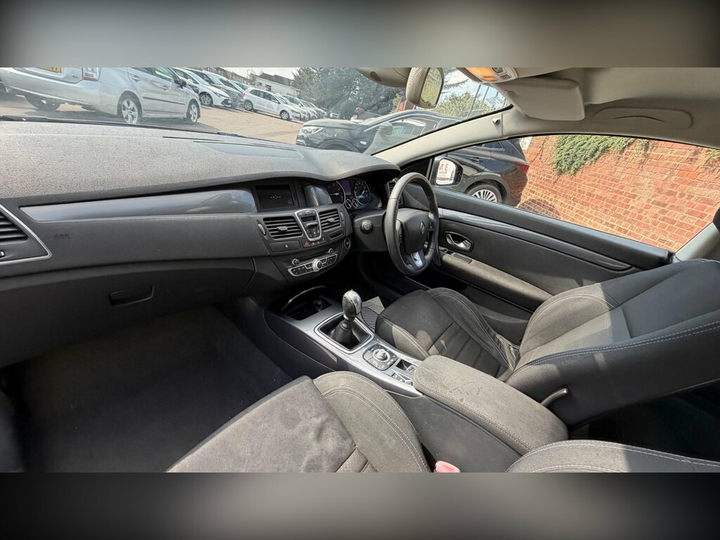 Renault Laguna 2.0 Dci Dynamique Tomtom Euro 5 Red #5