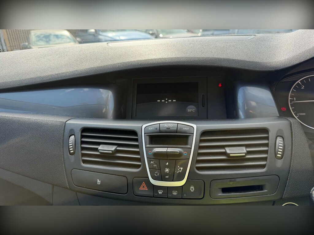 Renault Laguna 2.0 Dci 175 Dynamique Tomtom Initiale L Grey #21