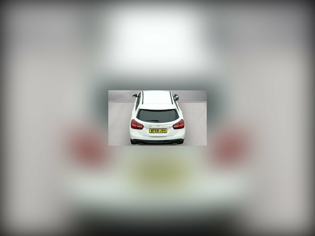 Mercedes-Benz GLA Class 1.6 Gla180 Urban Edition Euro 6 Ss White #2