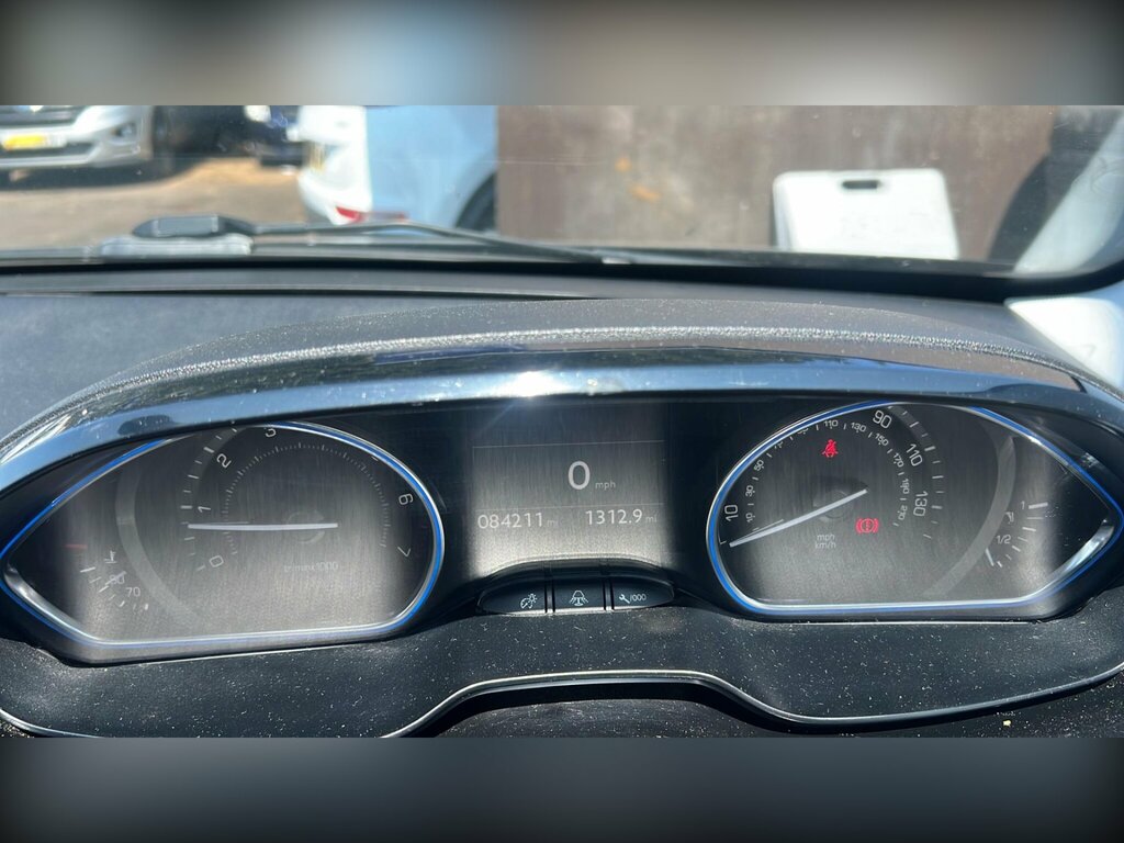 Peugeot 2008 Active Grey #16