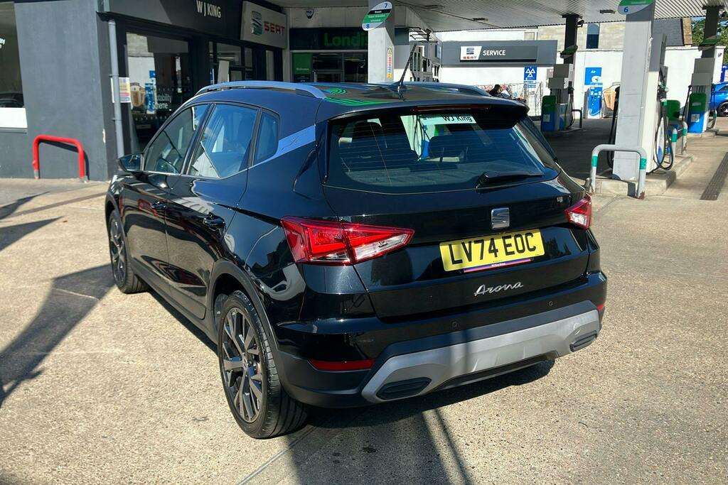 Seat Arona 1.0 Tsi Xperience Lux Suv Dsg LV74EOC Black #2