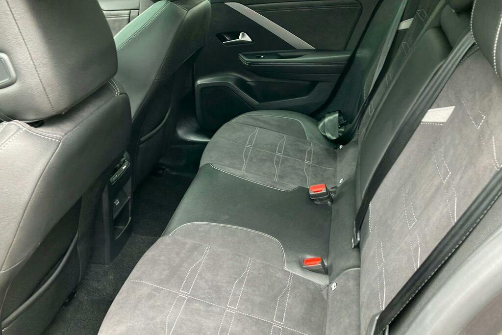 Vauxhall Astra 1.2 Turbo Ultimate Hatchback Grey #4