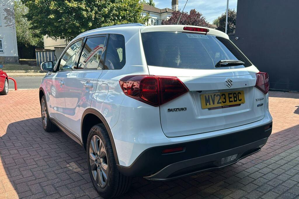 Suzuki Vitara 1.5 Sz T Suv Hybrid Ags White #2