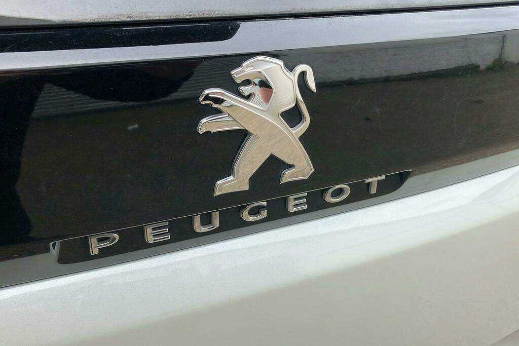 Peugeot 5008 1.2 Puretech Gt Eat8 2023 Black #47