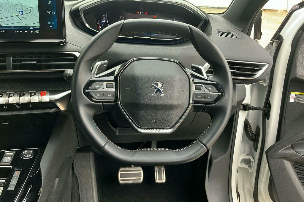 Peugeot 5008 1.2 Puretech Gt Eat8 2023 Black #30