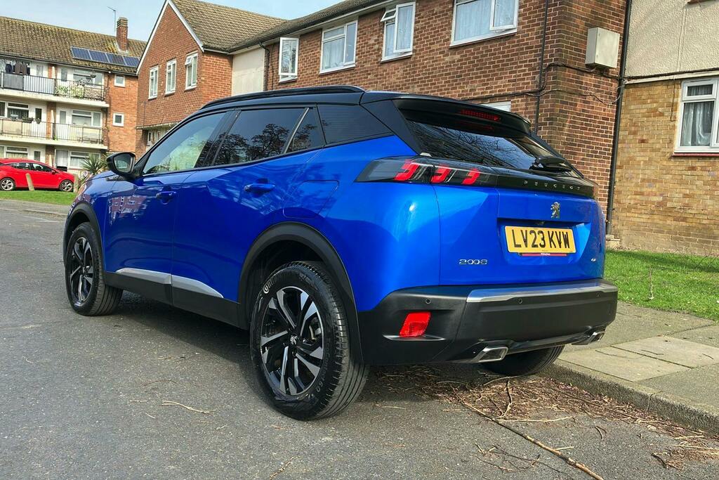 Peugeot 2008 1.2 Puretech Gt Suv Eat Black #2