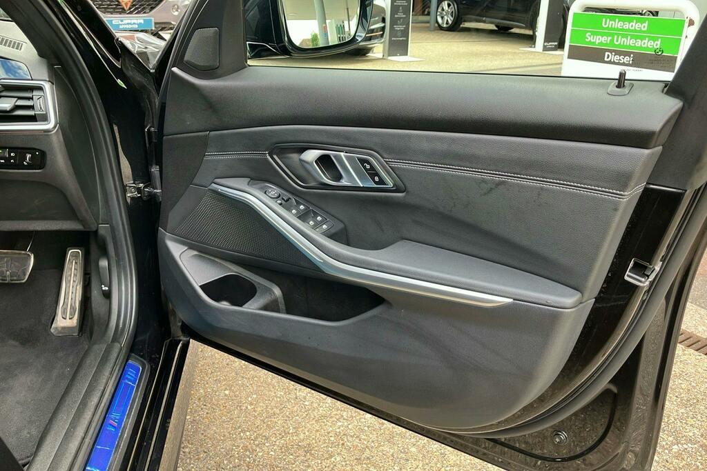 BMW 3 Series 320I Xdrive M Sport Saloon  #46